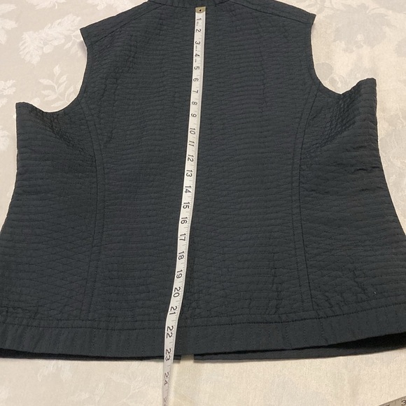 Talbots petite quilted vest - Picture 9 of 9